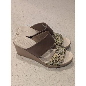 Crocs Leigh II Women's 10 Graphic Floral Wedge‎ Sandals Brown Green Dual Comfort
